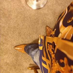 Meet your Posher, Leroy